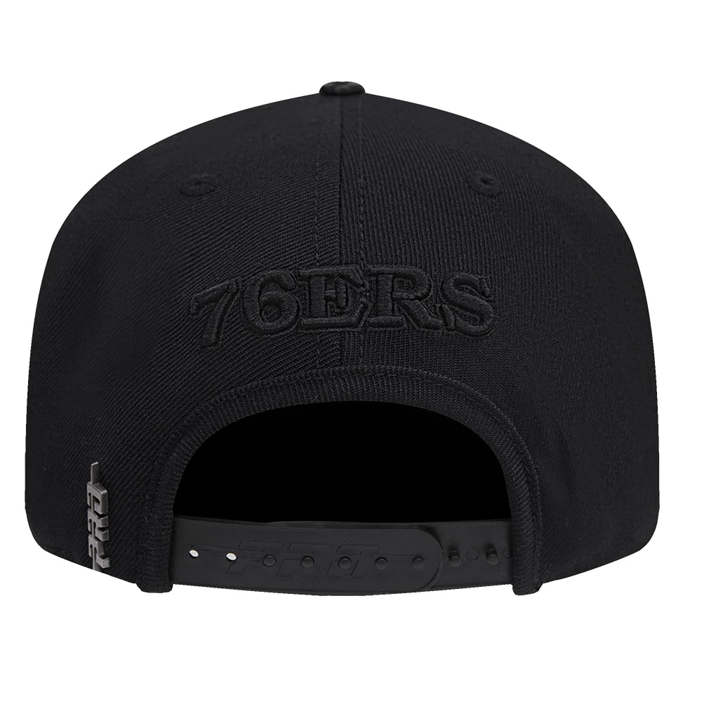 Men's Pro Standard  Black Philadelphia 76ers Classics Tonal Snapback Hat