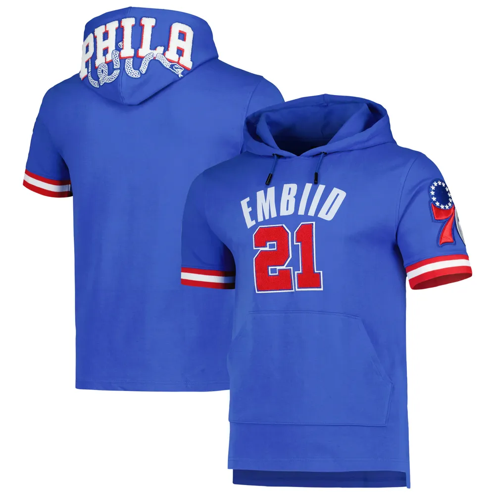 Pull à capuche manches courtes pour hommes Pro Standard Joel Embiid Royal Philadelphia 76ers nom et numéro