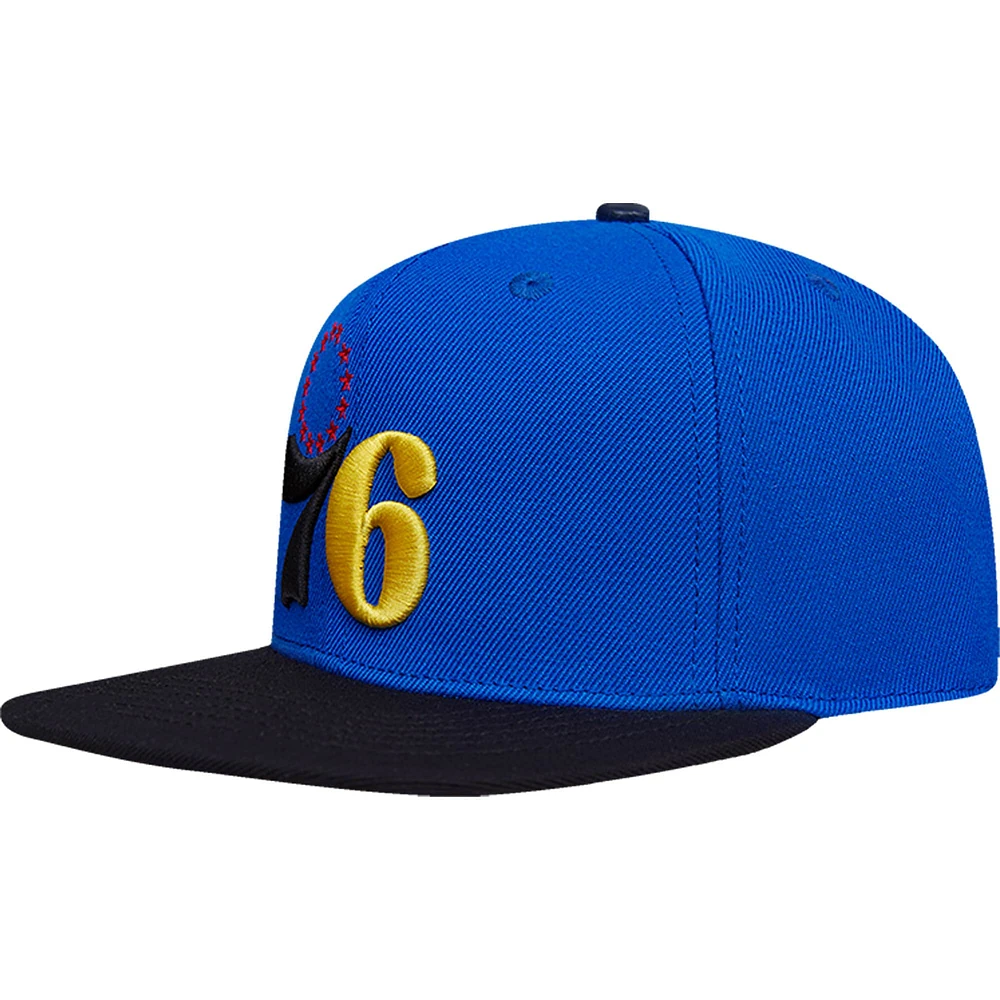 Casquette Snapback toutes conditions Royal Philadelphia 76ers Pro Standard pour homme