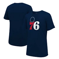 T-shirt unisexe avec logo principal des Philadelphia 76ers Stadium Essentials bleu marine