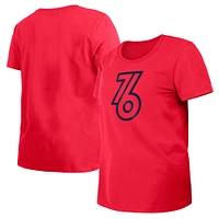 T-shirt New Era rouge pour femme des Philadelphia 76ers 2023/24 City Edition