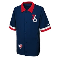 Youth Nike Navy Philadelphia 76ers 2021/22 City Edition Therma Flex Short Sleeve Collar Jacket