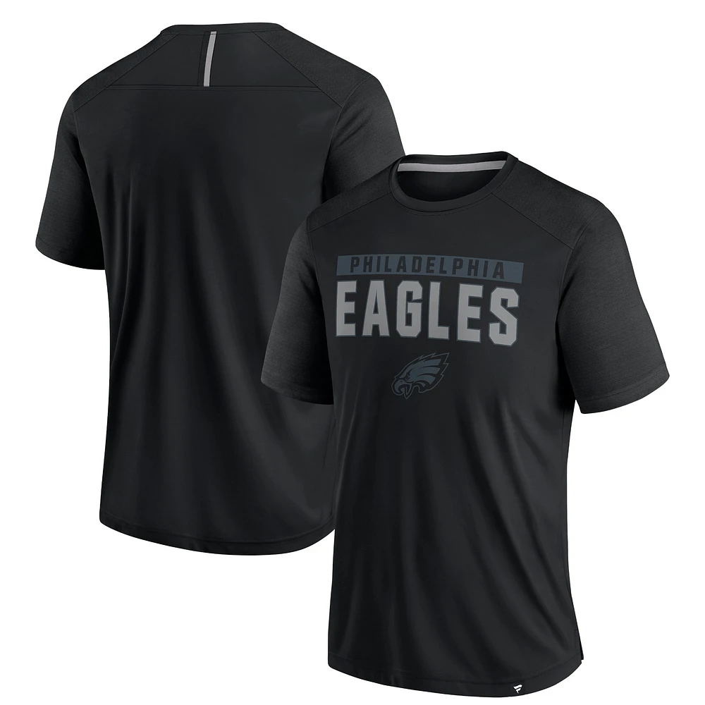 T-shirt Fanatics pour homme noir Philadelphia Eagles Blackout Defender