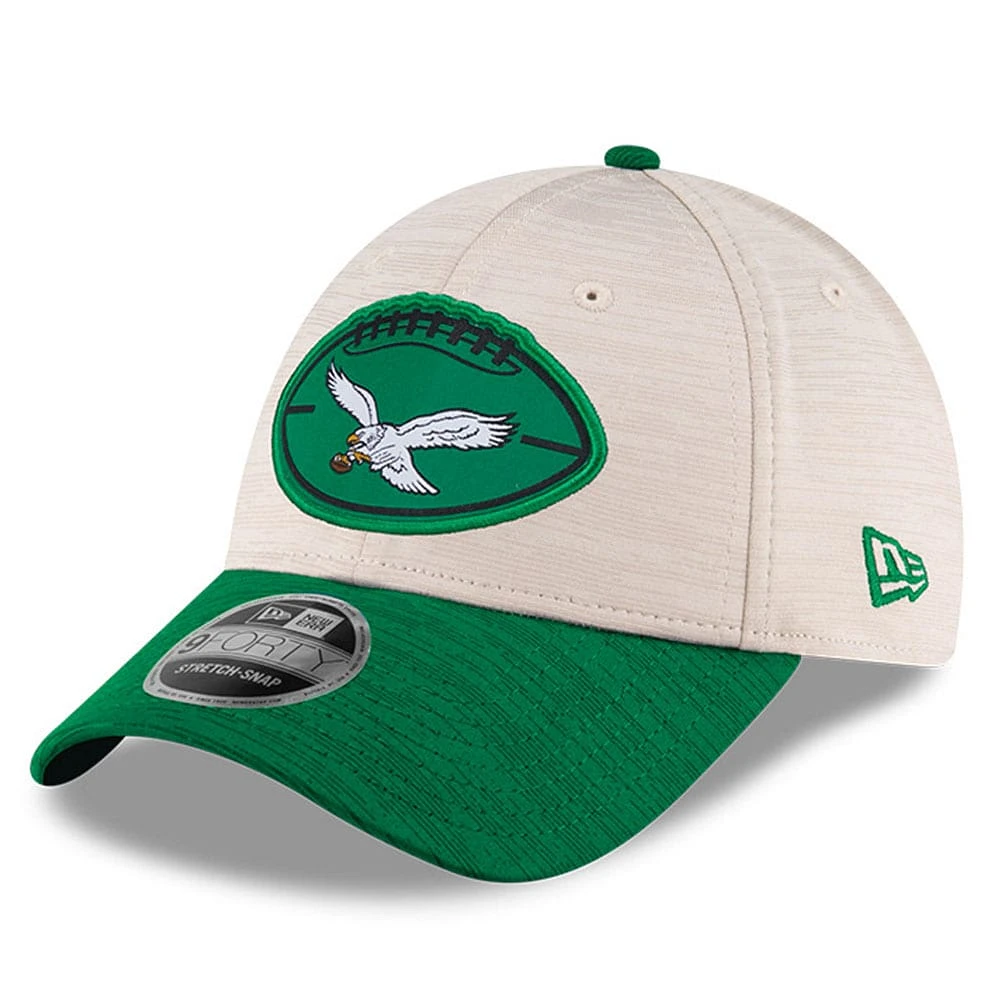 Casquette réglable noire 9FORTY Sideline 2024 des Eagles de Philadelphie New Era pour hommes