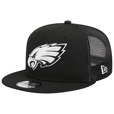 Men's New Era Black Philadelphia Eagles Main Trucker 9FIFTY Snapback Hat Main Trucker 9FIFTY Snapback Hat