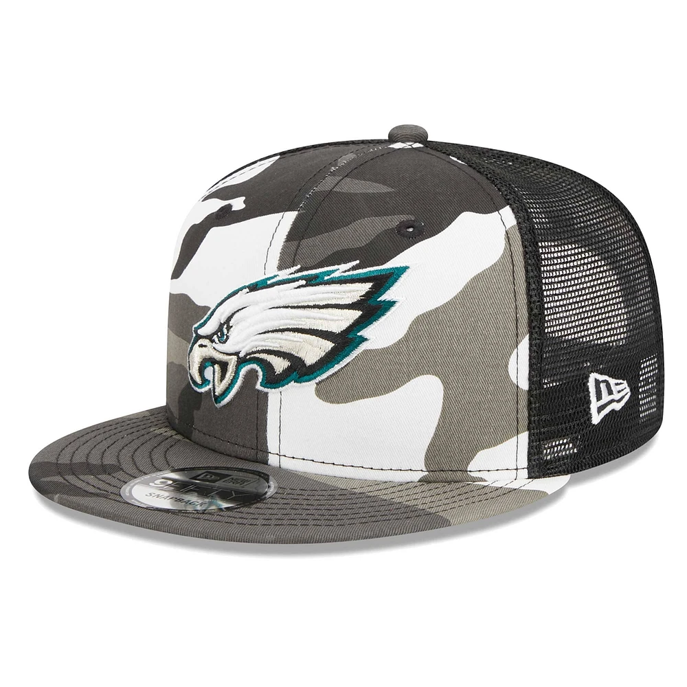 Men's New Era Camo Philadelphia Eagles Dark Trucker 9FIFTY Snapback Hat