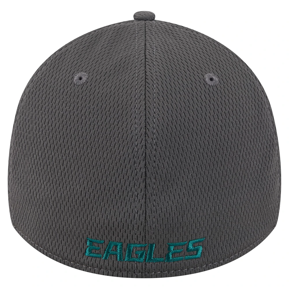 Men's New Era Graphite Philadelphia Eagles  Main 39THIRTY Flex Hat