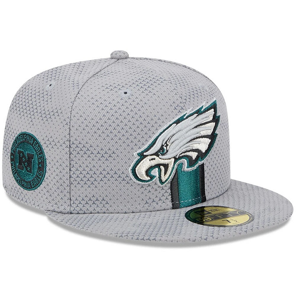 Casquette ajustée 59FIFTY New Era pour hommes des Philadelphia Eagles 2024 Sideline, grise