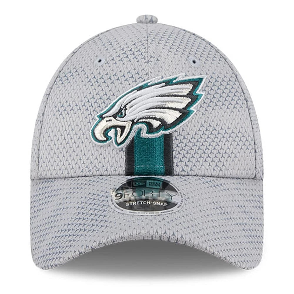 Men's New Era Gray Philadelphia Eagles 2024 Sideline 9FORTY Stretch-Snap Hat