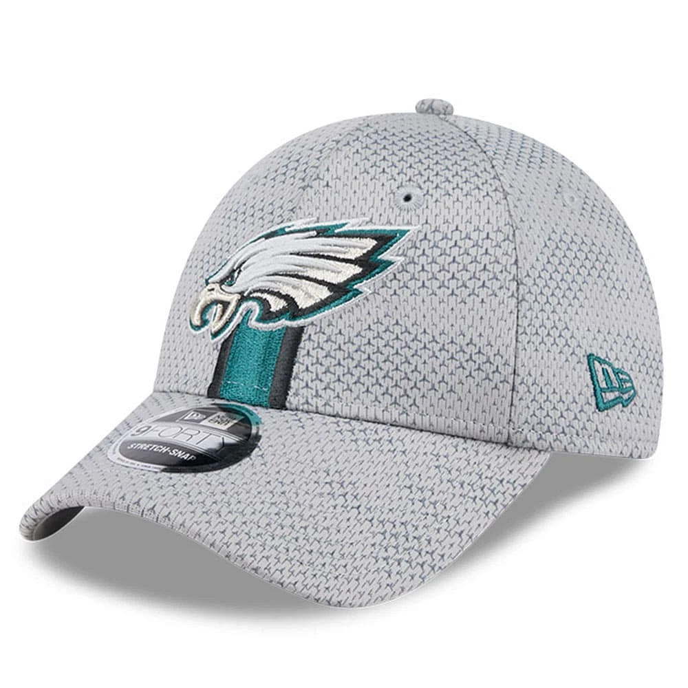 Men's New Era Gray Philadelphia Eagles 2024 Sideline 9FORTY Stretch-Snap Hat