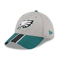 Casquette flexible 39THIRTY rayée New Era pour hommes, gris chiné/vert minuit, Philadelphia Eagles