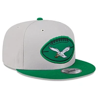 Men's New Era Stone/Kelly Green Philadelphia Eagles 2024 Sideline Historic 9FIFTY Snapback Hat