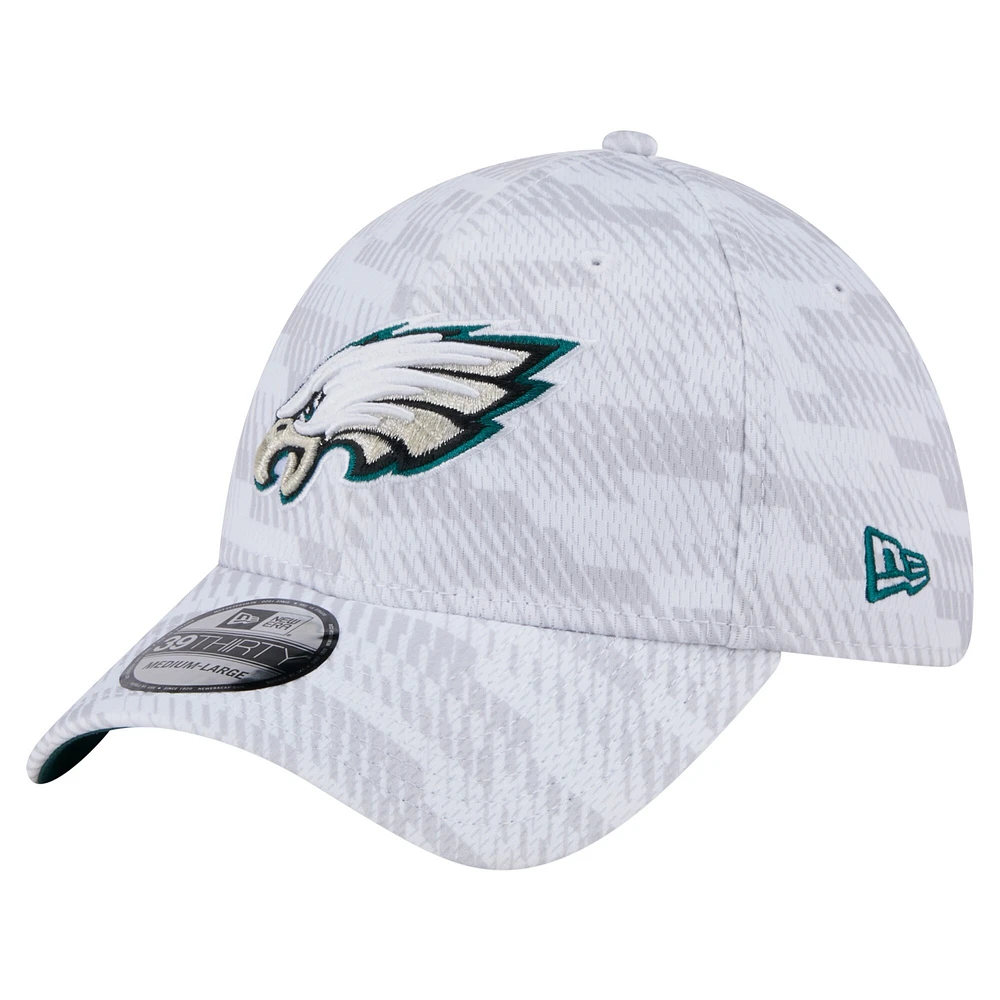 Men's New Era  White Philadelphia Eagles Gameday Graded 39THIRTY Flex Hat