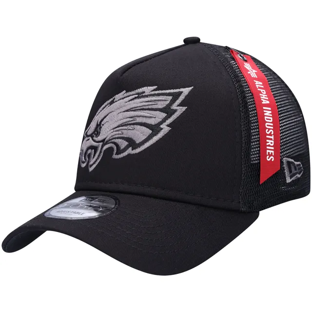 Philadelphia Eagles New Era 2021 Salute to Service 9TWENTY Trucker Cap