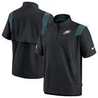 Haut à enfiler Chevron Lockup des entraîneurs de la ligne touche Eagles Philadelphie Nike pour homme, noir