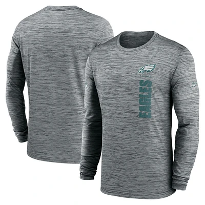 T-shirt Nike gris à manches longues pour homme Philadelphia Eagles 2024 Sideline Velocity Performance