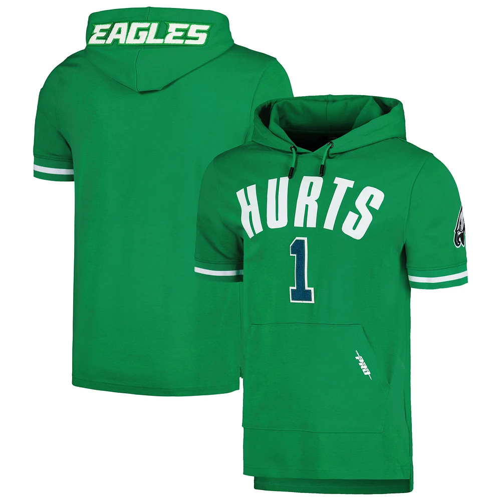 T-shirt à capuche avec nom et numéro de joueur des Eagles Philadelphie Pro Standard Jalen Hurts Kelly Green pour hommes