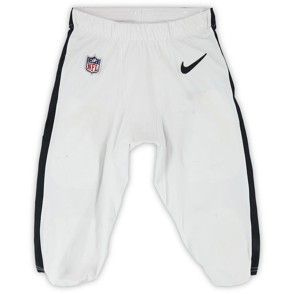 Saquon Barkley Philadelphia Eagles Game-Used White Nike Pants vs. Pittsburgh Steelers on December 15, 2024