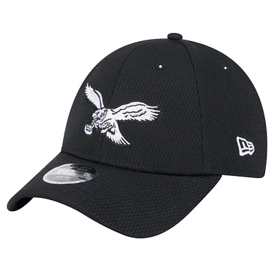 Youth New Era Black Philadelphia Eagles Throwback Main B-Dub 9FORTY Adjustable Hat