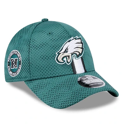 Casquette extensible à bouton-pression New Era pour jeunes des Philadelphia Eagles 2024 NFL Sideline 9FORTY vert nuit