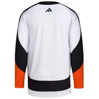 Thoughts on the Flyers' New Reverse Retro Jersey