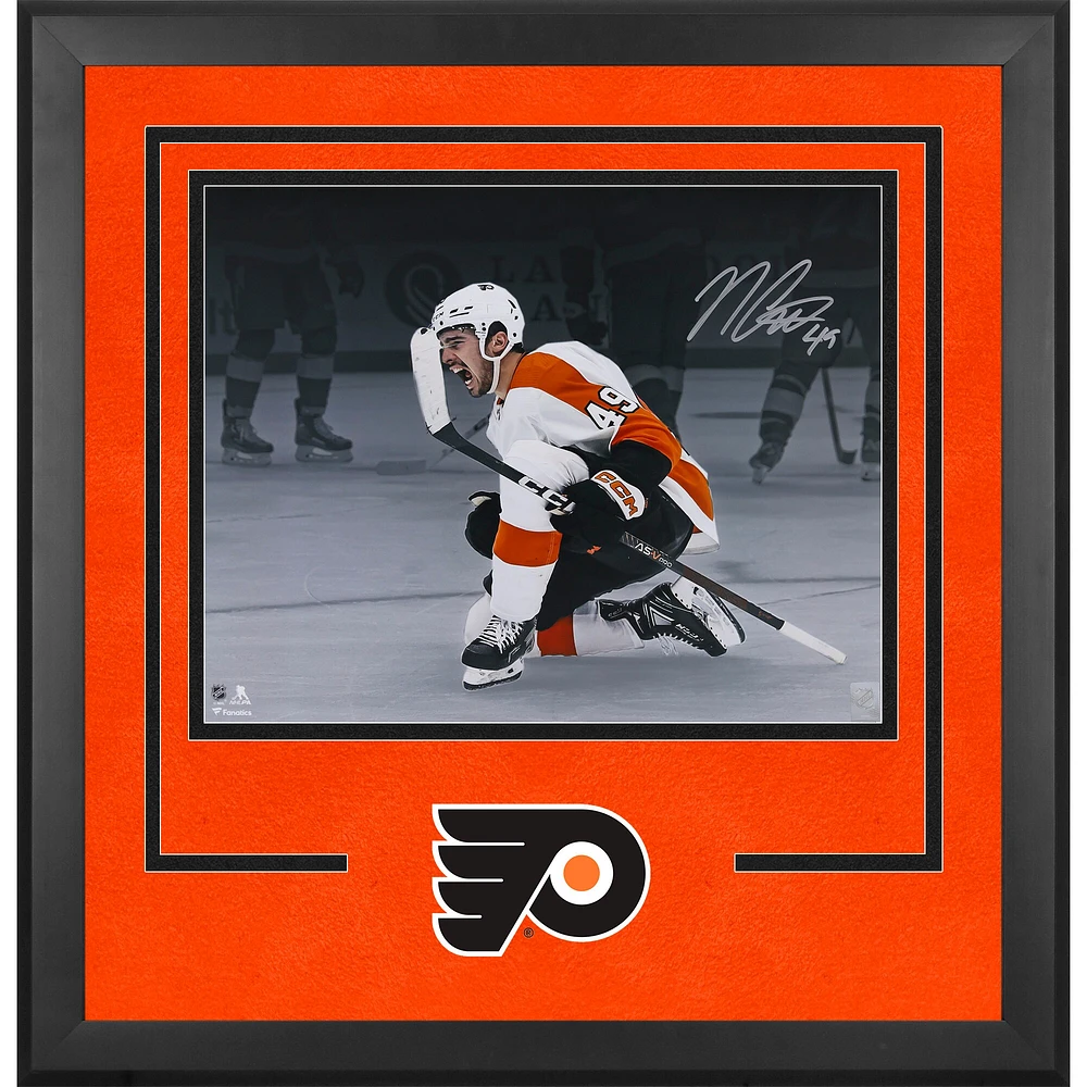 Photographie encadrée de luxe autographiée de Noah Cates, maillot blanc, 40,6 x 50,8 cm, des Flyers de Philadelphie