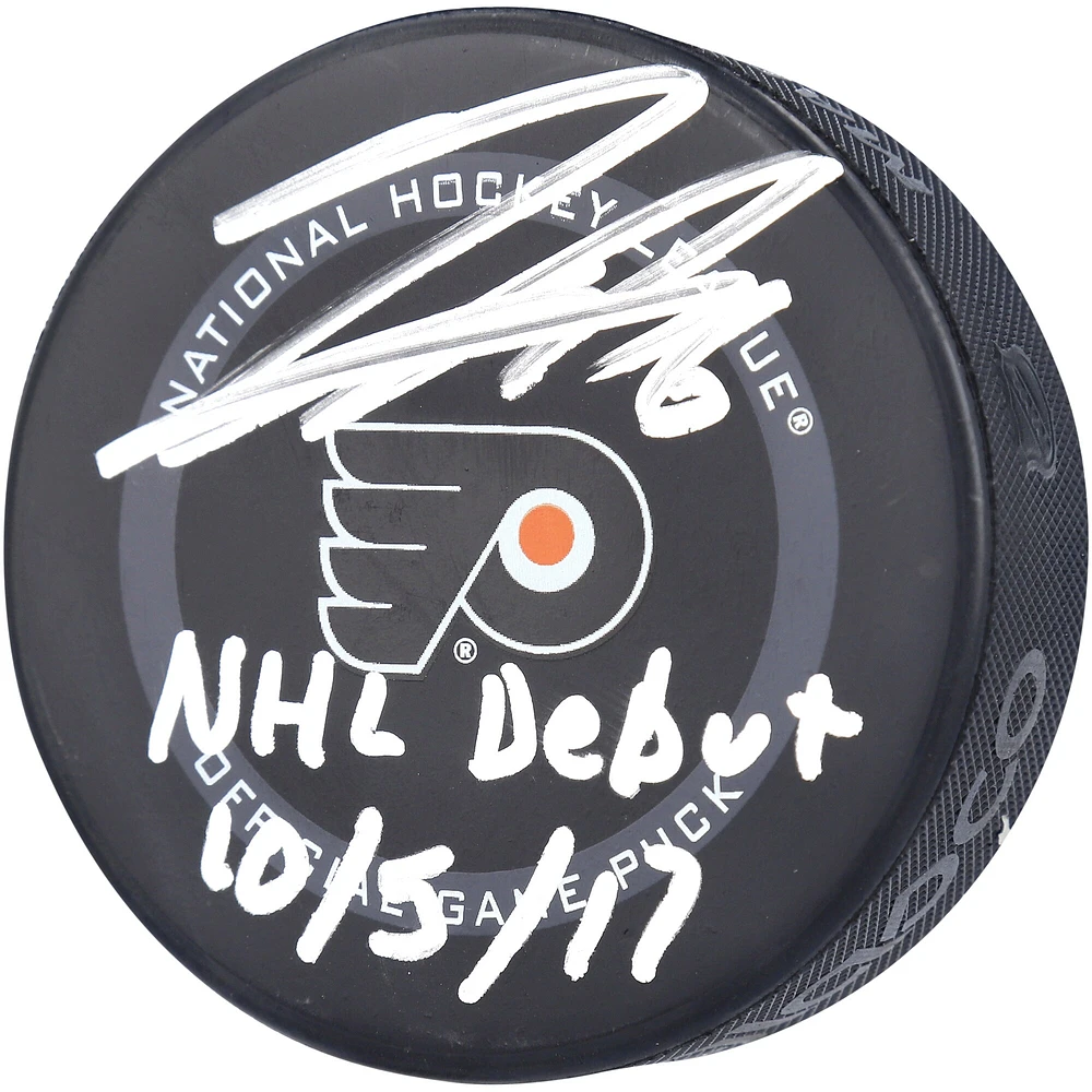 Rondelle de jeu officielle autographiée par Travis Sanheim des Flyers de Philadelphie, modèle 2021, avec inscription « NHL DEBUT 10/5/17 »