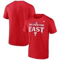 T-shirt rouge fanatiques pour hommes Philadelphia Phillies Champions de la division Est NL 2024 Big & Tall Locker Room