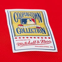 Maillot d'entraînement au bâton rouge pour homme Mitchell & Ness Ryan Howard des Phillies de Philadelphie, collection Cooperstown