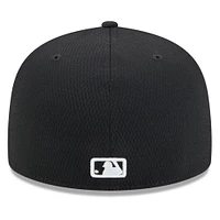 Casquette ajustée MLB Clubhouse 59FIFTY 2025 Philadelphia Phillies New Era noire pour homme