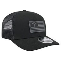 Casquette extensible à bouton-pression New Era noire pour homme avec drapeau ton sur ton 9SEVENTY des Phillies de Philadelphie