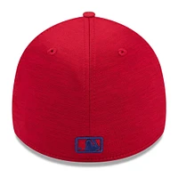 Men's New Era  Red Philadelphia Phillies 2024 Clubhouse 39THIRTY Flex Fit Hat