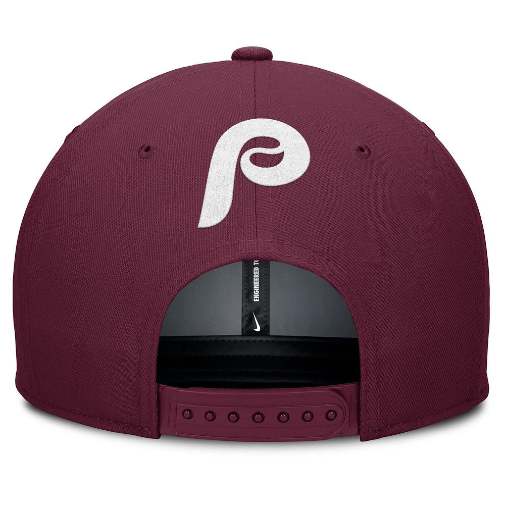 Casquette Snapback Nike Pro Performance gris/bordeaux pour homme des Philadelphia Phillies