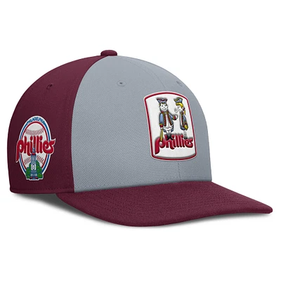 Casquette Snapback Nike Pro Performance gris/bordeaux pour homme des Philadelphia Phillies