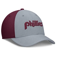 Casquette Nike Performance Flex gris/bordeaux Philadelphia Phillies Rise Swoosh pour homme