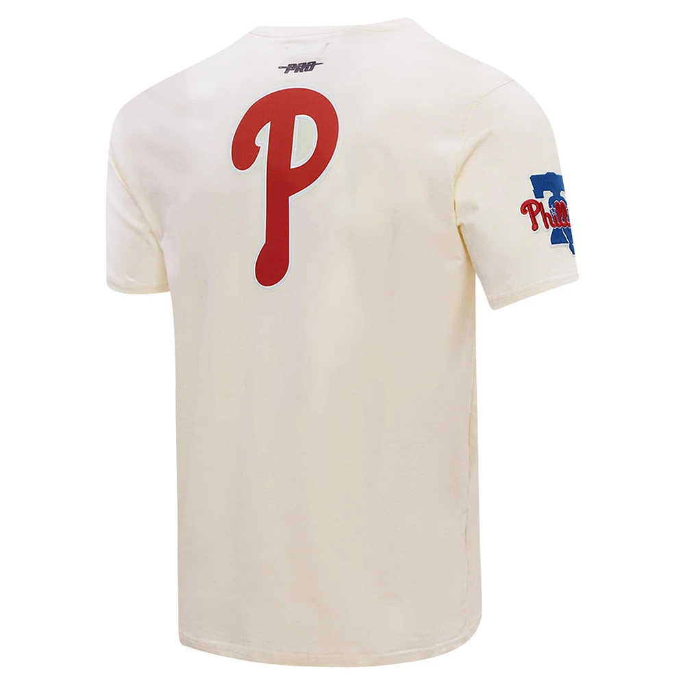 T-shirt avec badge de membre du club des Phillies Philadelphie Pro Standard crème pour hommes