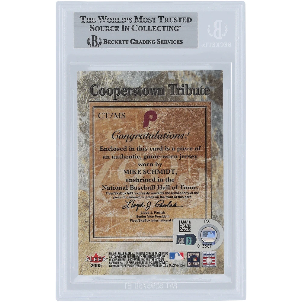 Maillot hommage autographié par Mike Schmidt des Phillies de Philadelphie 2005 Fleer Tradition Cooperstown #CT-MS Beckett Fanatics, carte authentifiée témoin