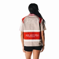 T-shirt à fermeture éclair intégrale crème The Wild Collective pour femme des Philadelphia Phillies Racing