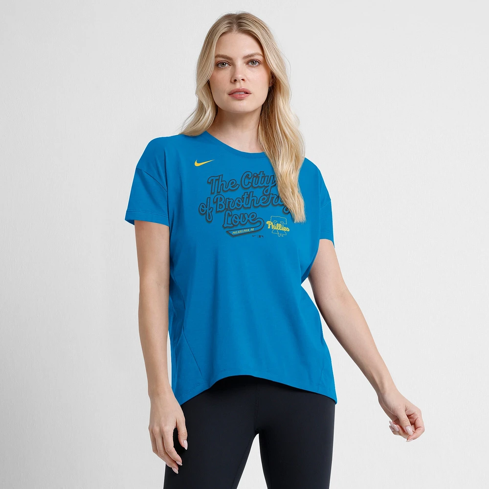 T-shirt Nike bleu pour femme City Connect 2025 des Philadelphia Phillies, fluide et performant, à trois mélanges