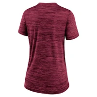 T-shirt Nike Bordeaux pour femme avec logo alternatif des Philadelphia Phillies Authentic Collection Velocity Performance