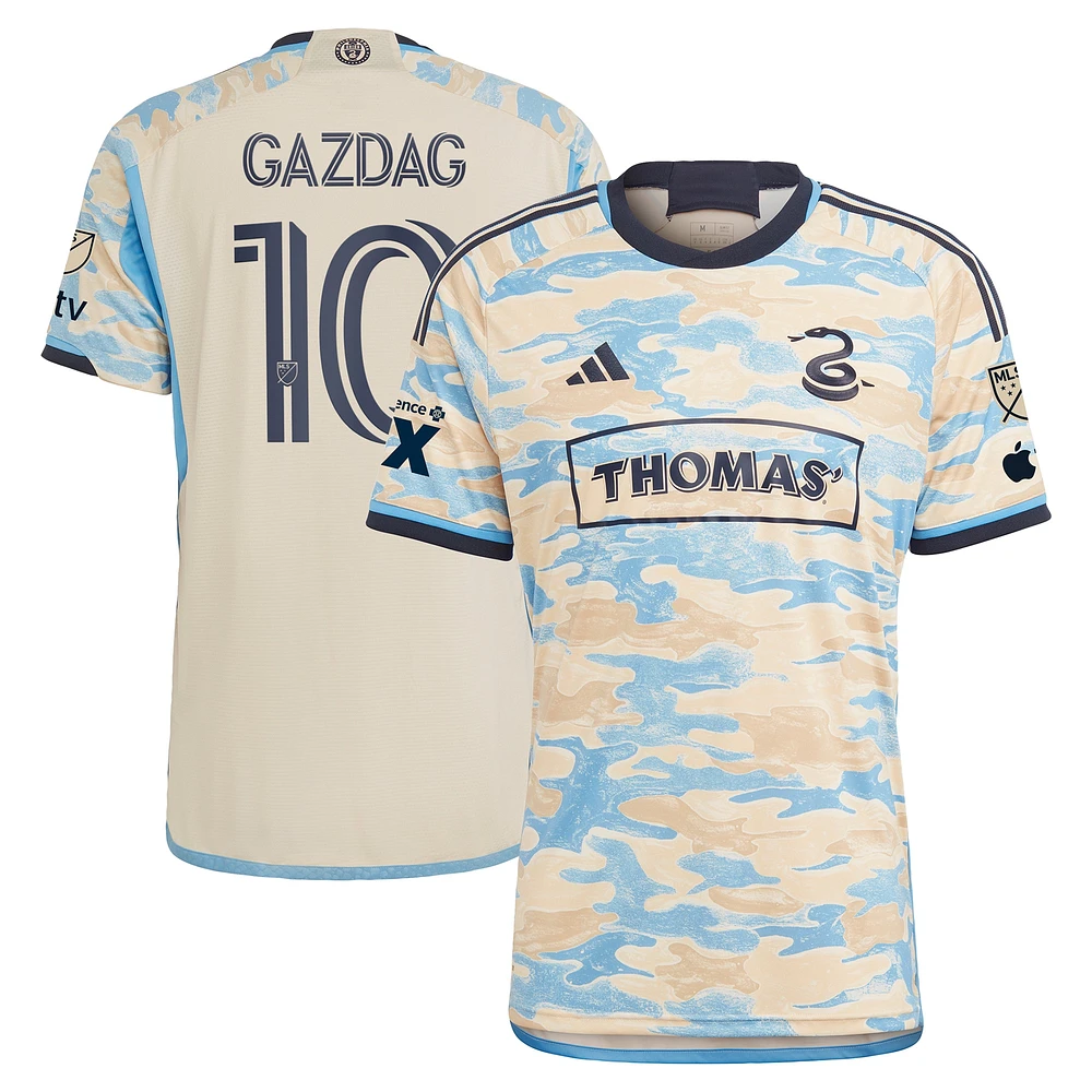 Maillot de joueur secondaire authentique Daniel Gazdag Tan Philadelphia Union 2024 adidas pour hommes