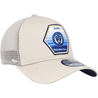 Casquette réglable de camionneur A-Frame New Era pour hommes, crème Philadelphia Union establishment patch 9FORTY