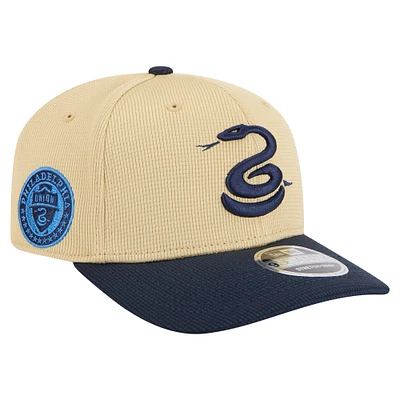 Casquette extensible à boutons-pression Philadelphia Union 2025 9SEVENTY de New Era pour homme, kaki/bleu marine