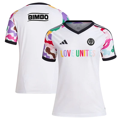 Haut d'avant-match adidas Philadelphia Union 2023 Pride pour femme, blanc