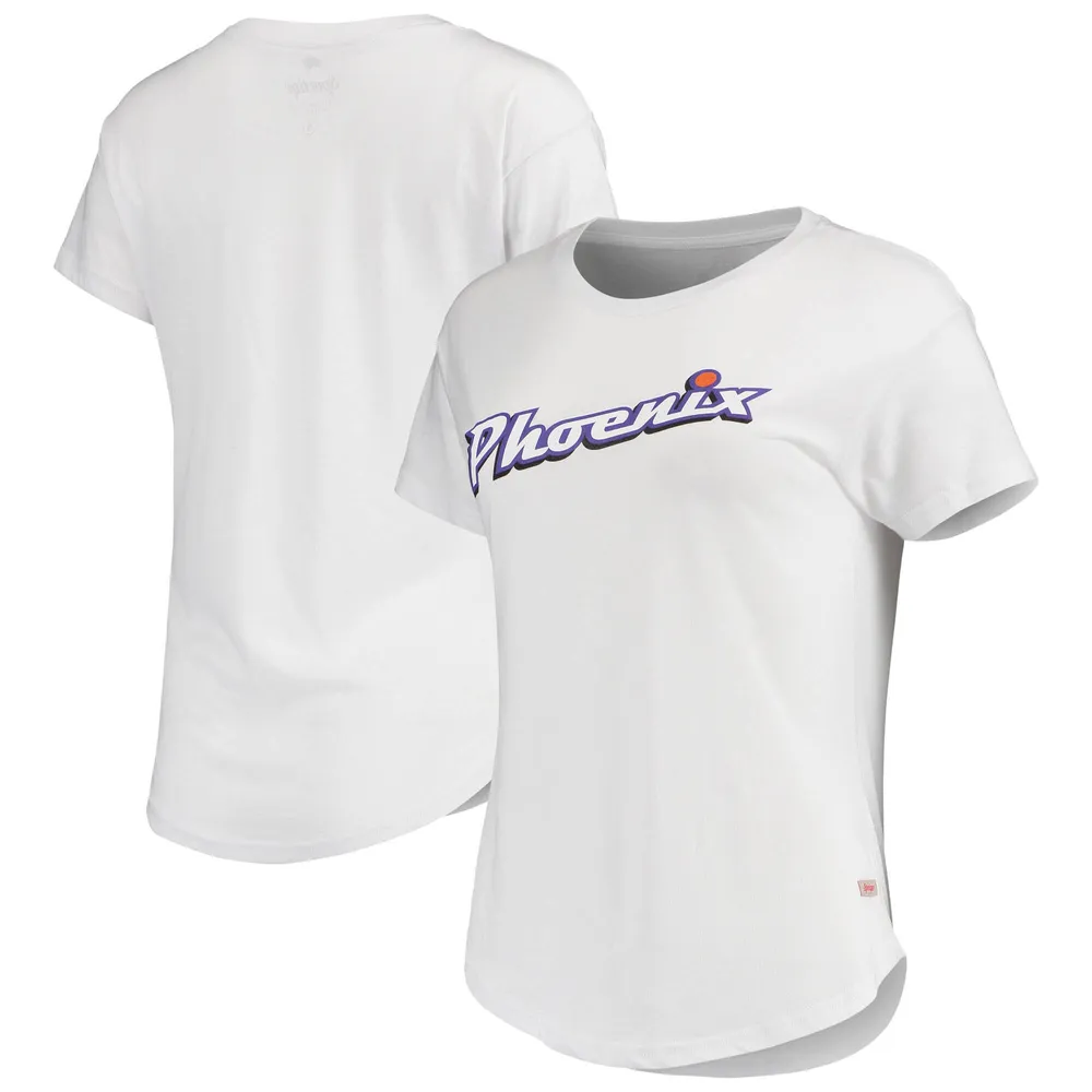 Cleveland Indians Fanatics Branded Women's Plus Size City Pride V-Neck  T-Shirt - White