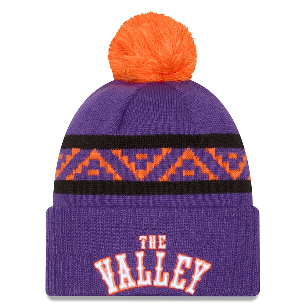 Bonnet tricoté à revers avec pompon Phoenix Suns 2024/25 City Edition violet New Era pour homme