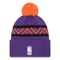 Bonnet tricoté à revers avec pompon Phoenix Suns 2024/25 City Edition violet New Era pour homme