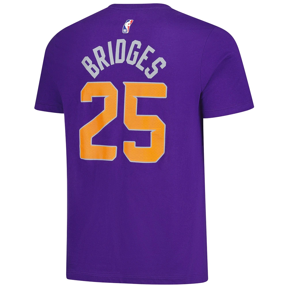 T-shirt Nike Mikal Bridges pour homme avec nom et numéro de performance violet Phoenix Suns