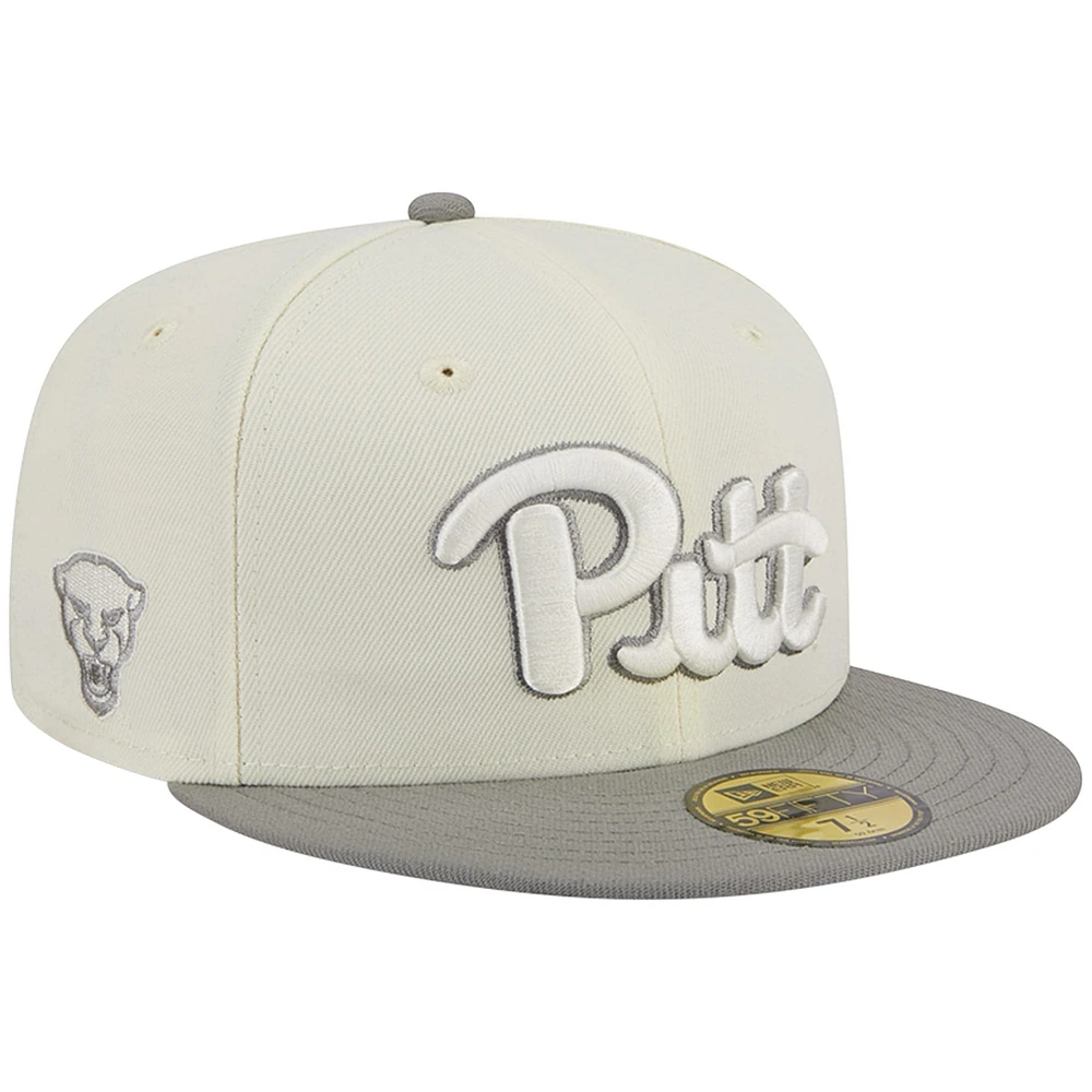 Casquette ajustée 59FIFTY Stone/Grey Pitt Panthers Chrome & Concrete New Era pour homme