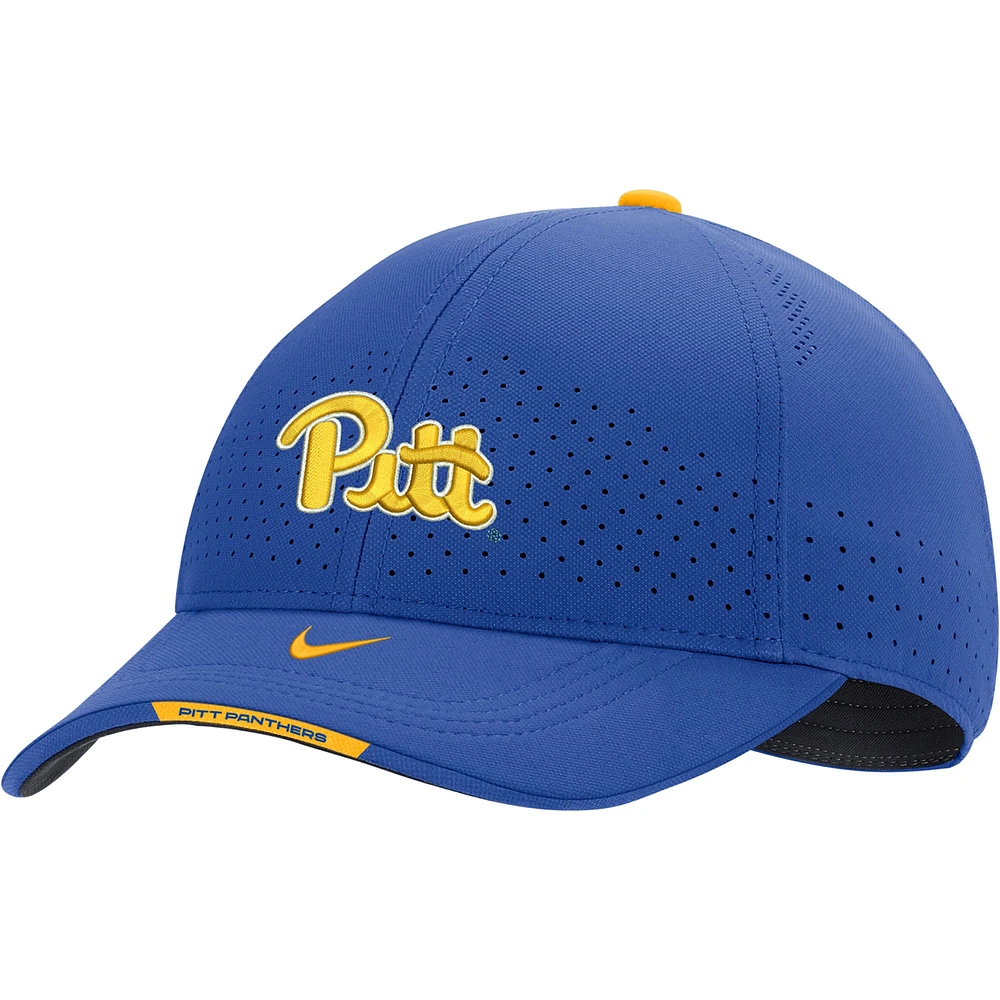 Nike Royal Pitt Panthers 2022 Sideline Classic99 Swoosh Performance Flex Casquette pour homme